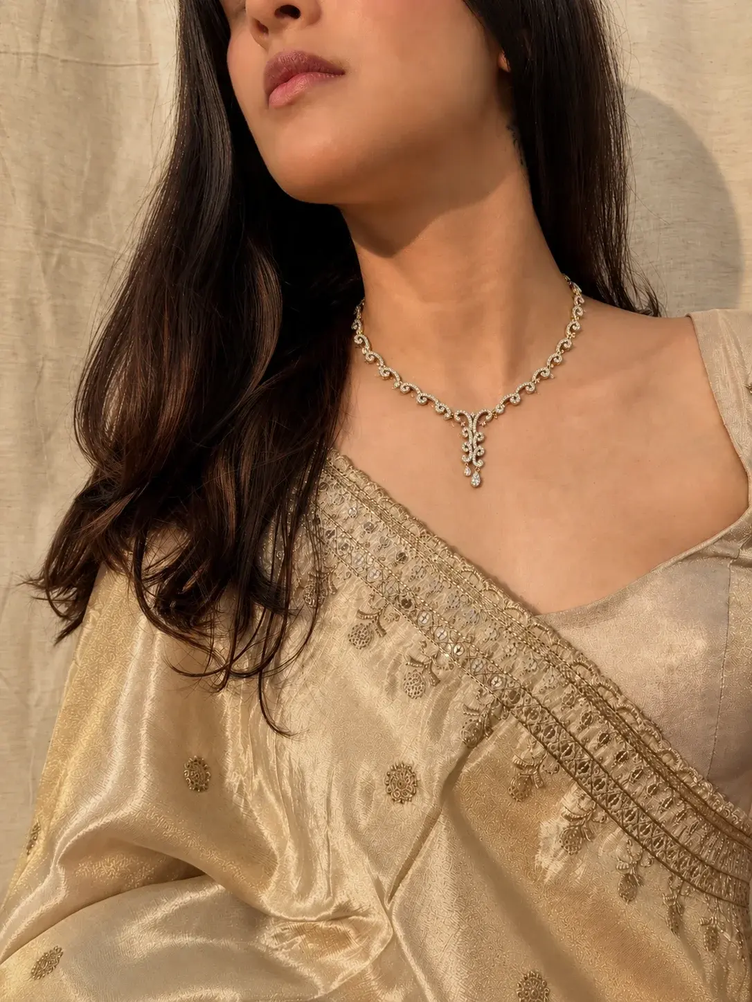 Luminous Teardrop Pendant Necklace