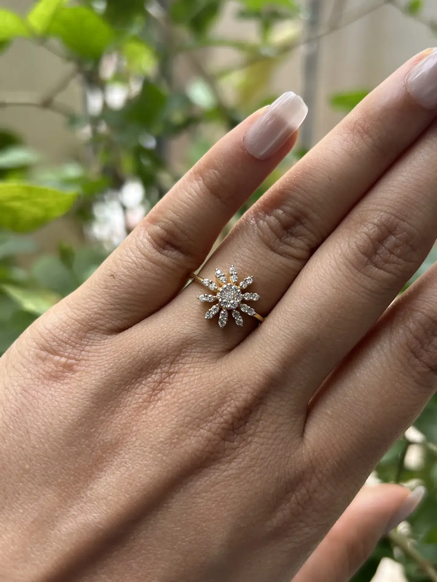 Solaris Bloom Ring