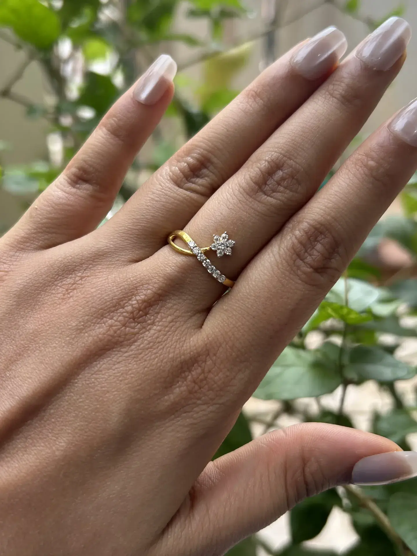 Floral Intertwine Ring