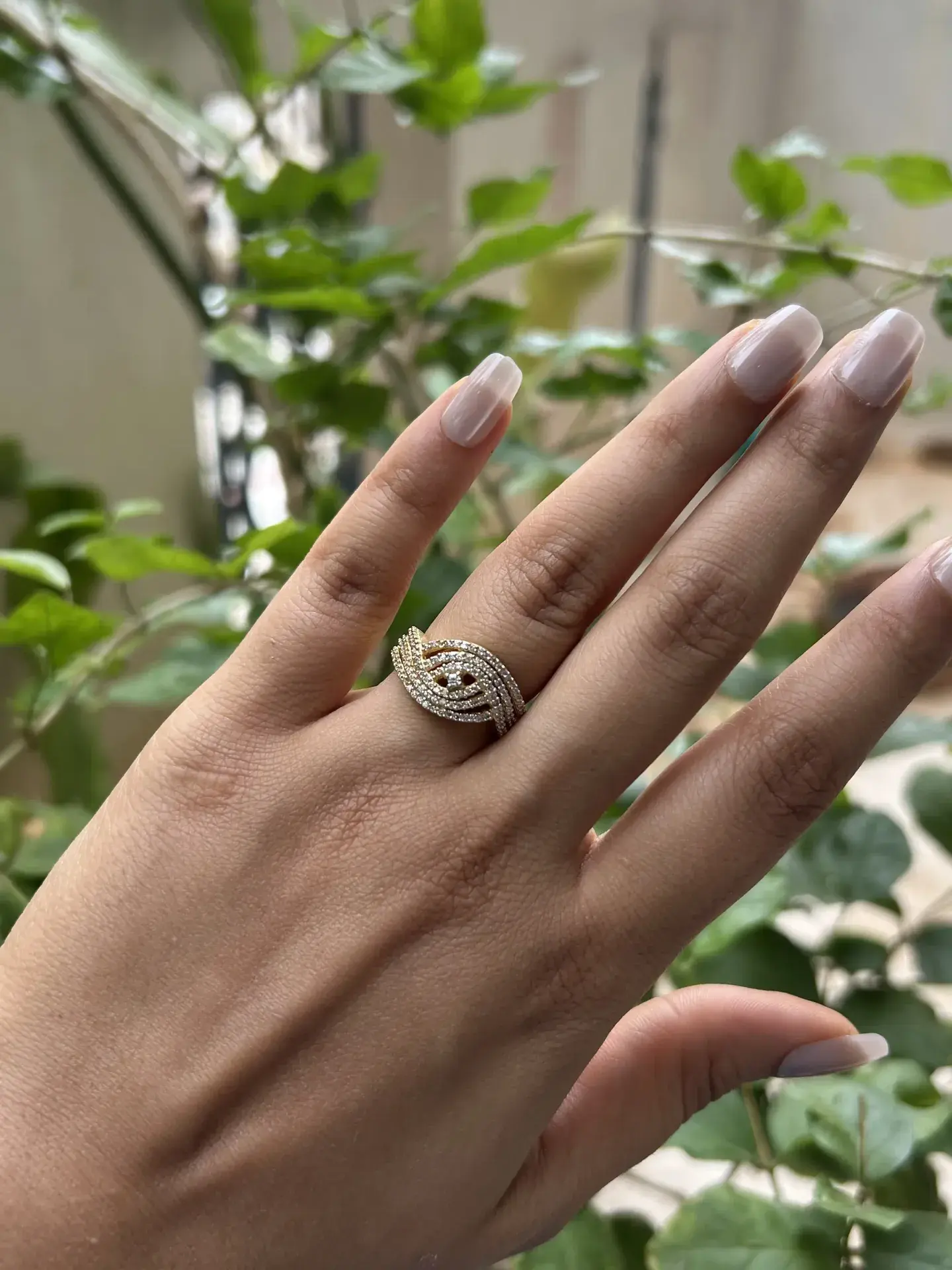 Ethereal Intertwined Pavé Band