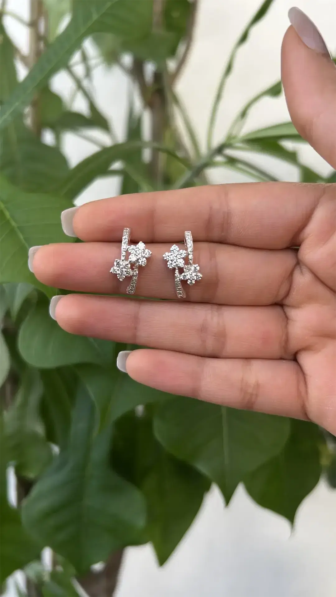 Celestial Floral Hugs