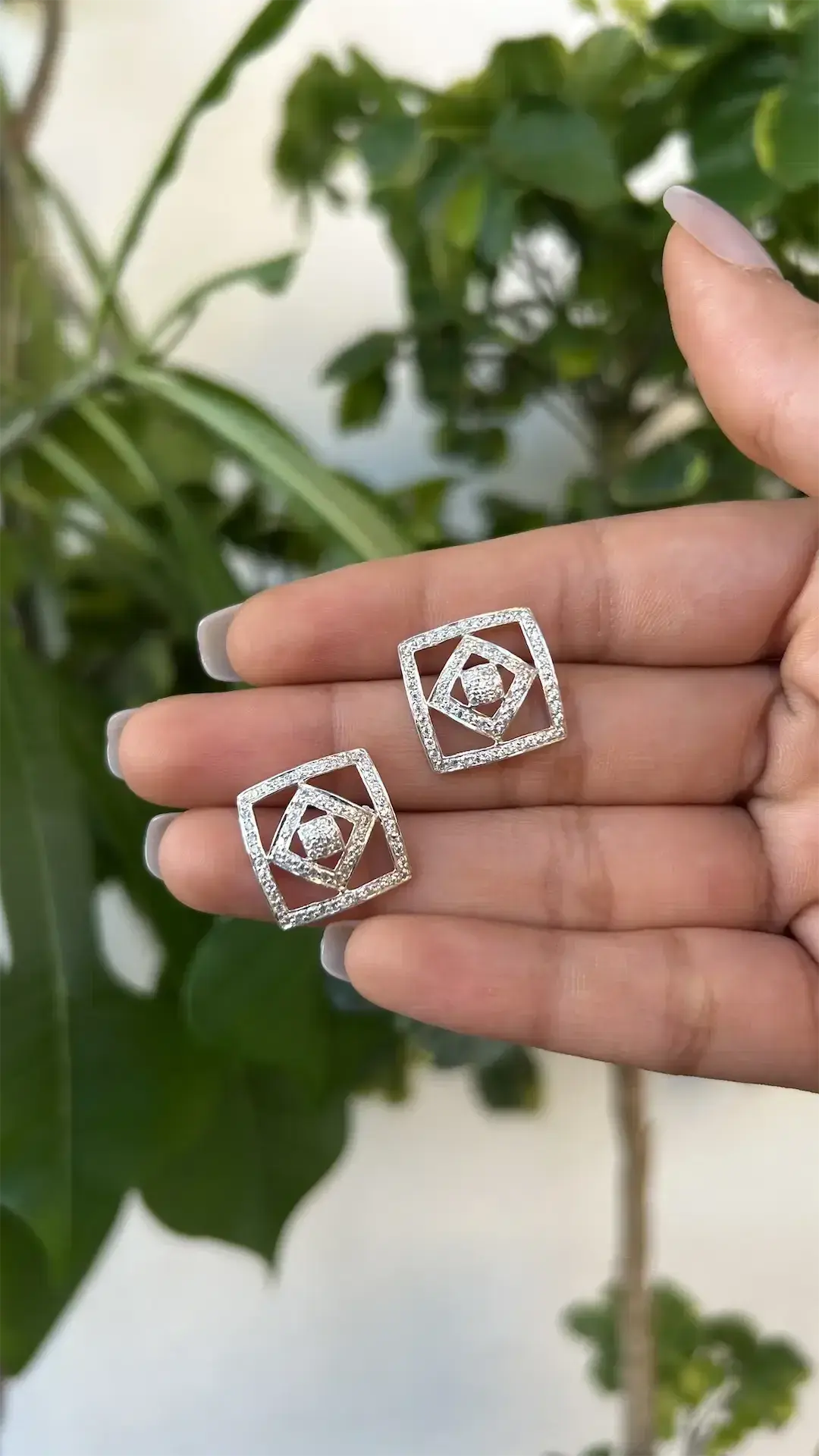 Geometric Pavé Studs