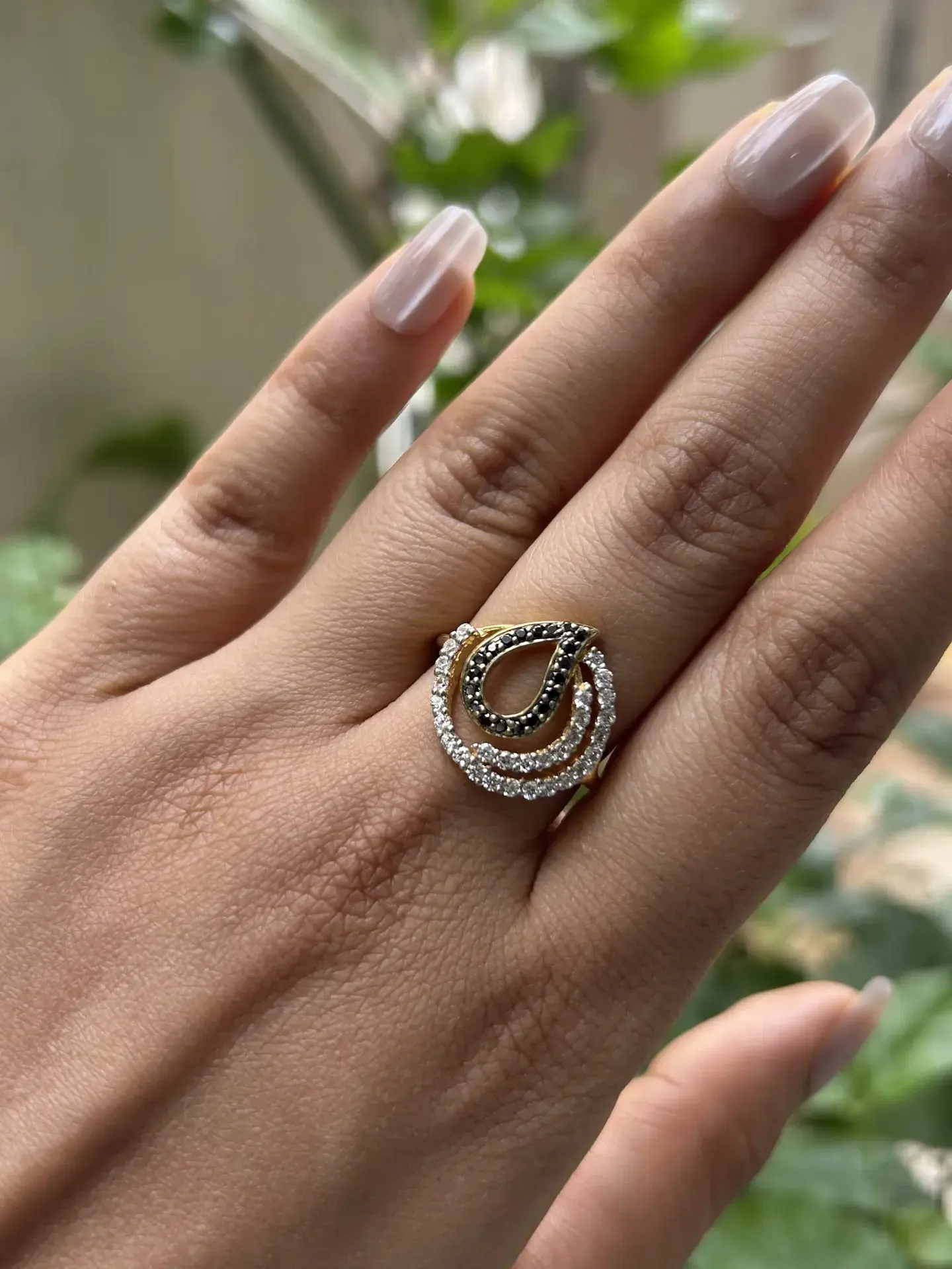 Midnight Droplet Duo Ring